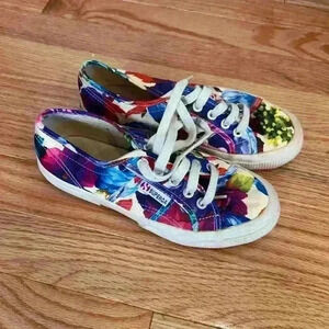 Superga Women’s size 6 Floral Satin Sneaker multi color